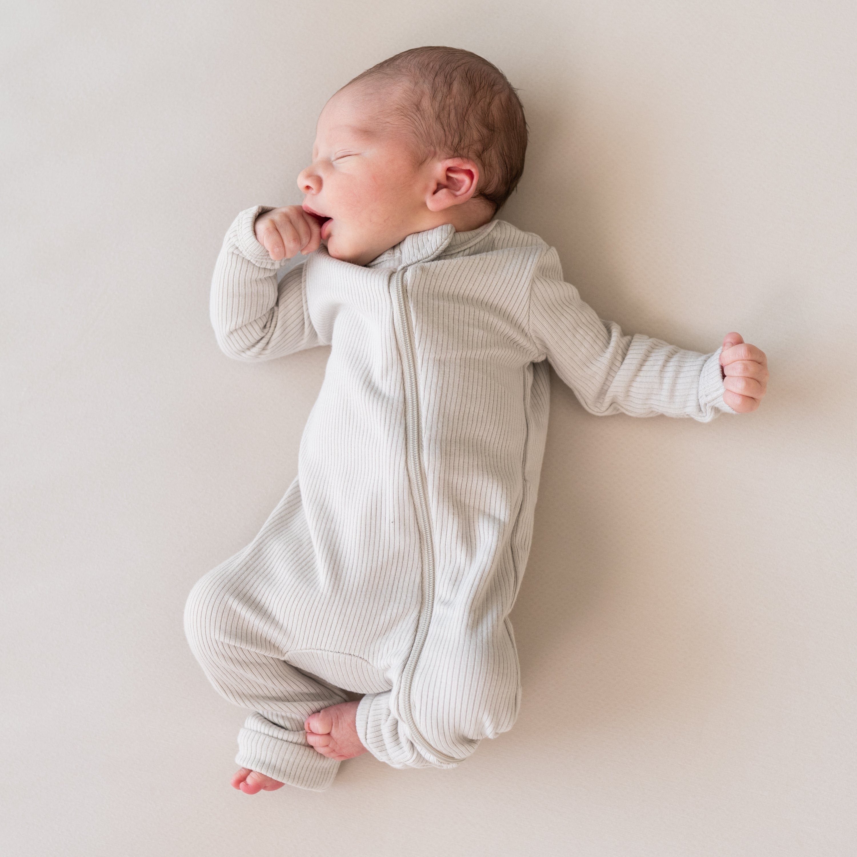 Roopmper Ribbed Zipper Romper in Oat – Kyte Baby